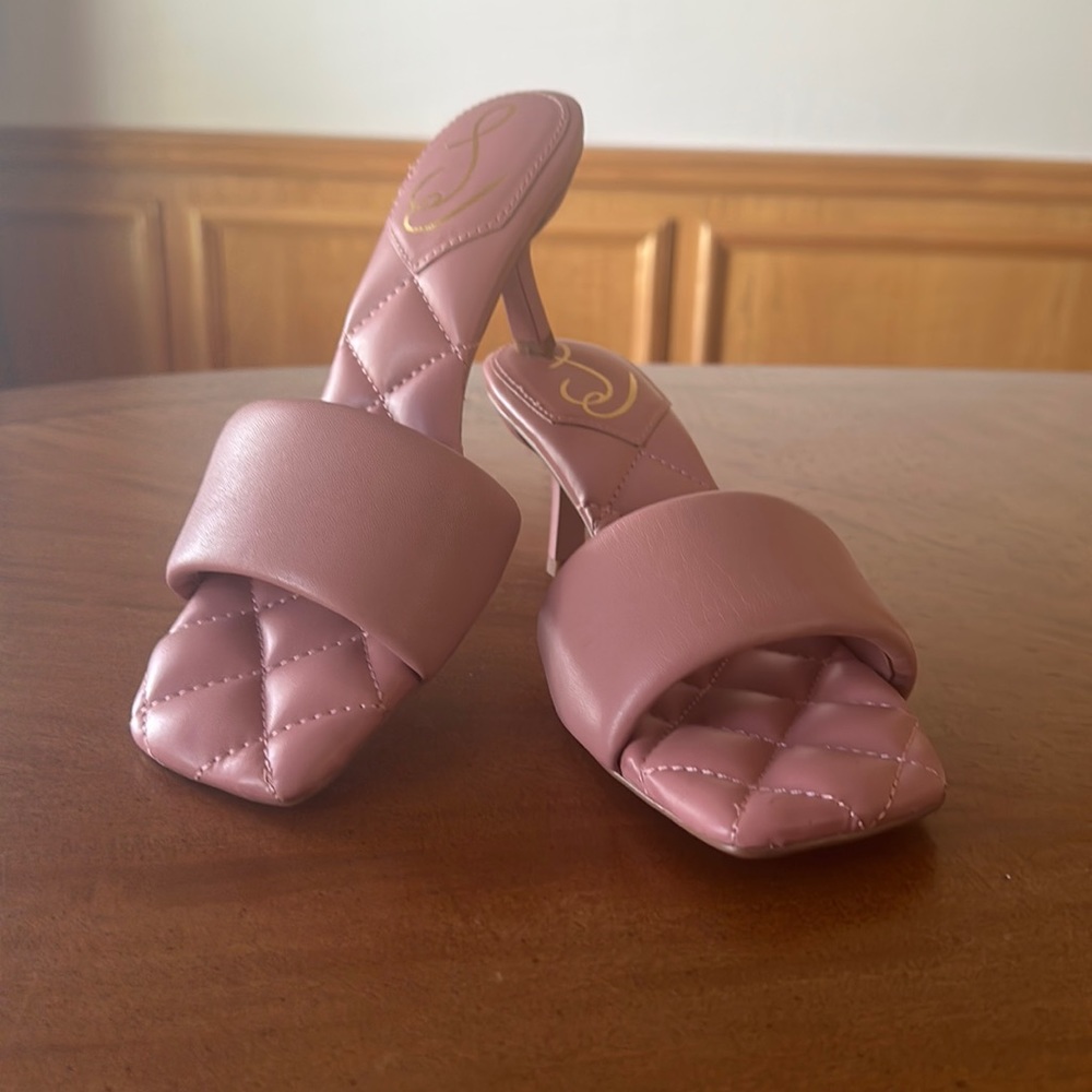 Sam Edelman Pink Leather Mule With Quilted Foot Bed. Size 8.